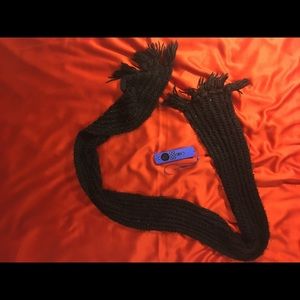 Warm black loose weave knitted scarf VINTAGE